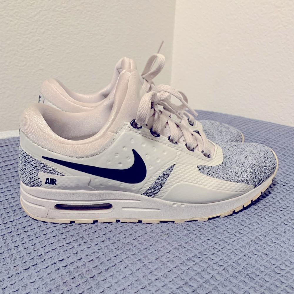 Nike Air Max Sneakers
